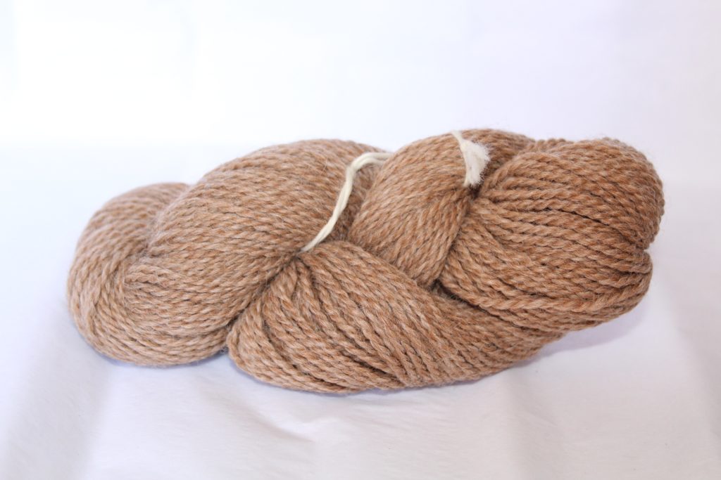 Fil Marron Clair naturel non teint écheveau 2 brins Alpaga Boutique